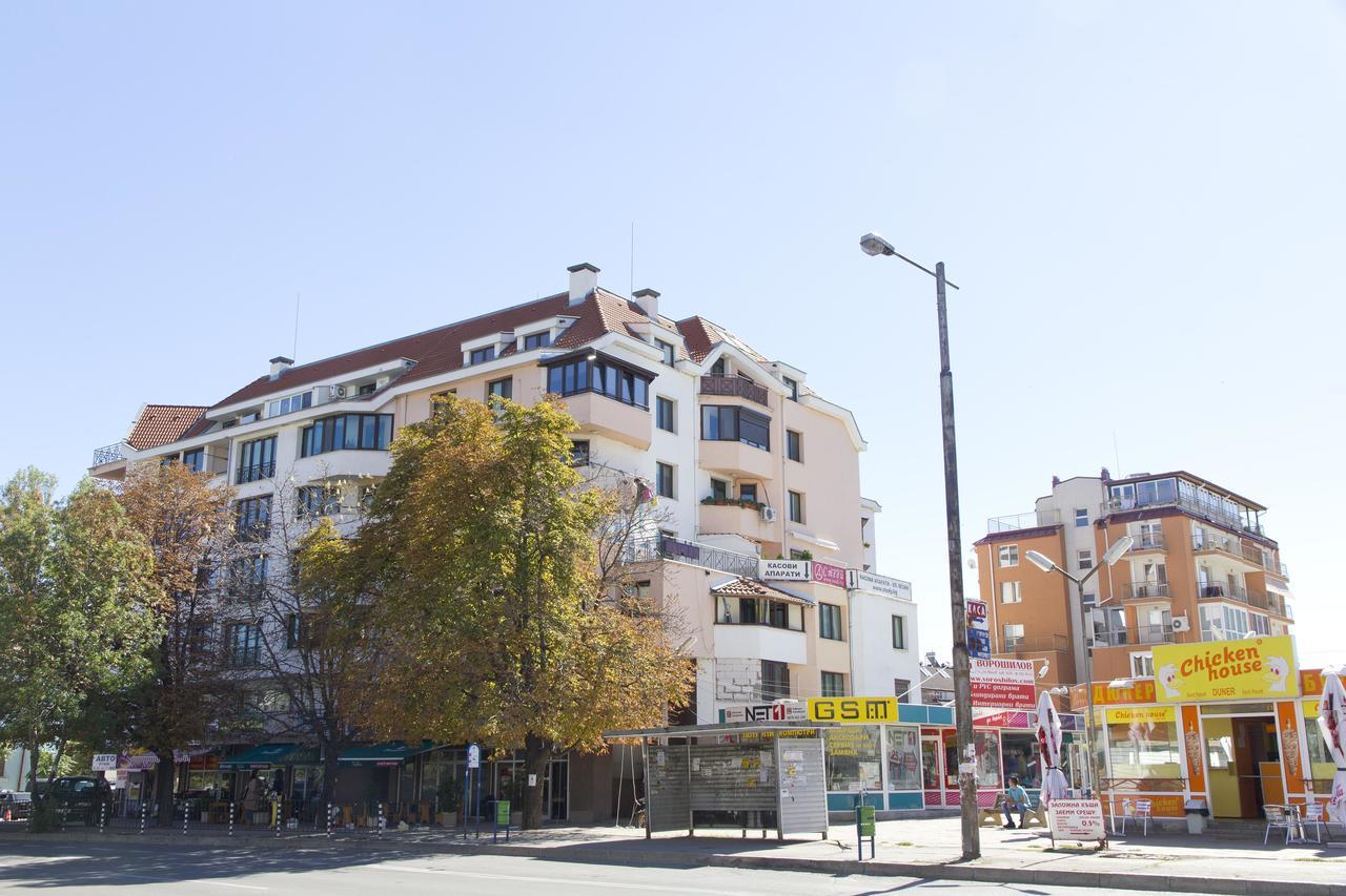Stay Nexus Near Airport Sófia Exterior foto
